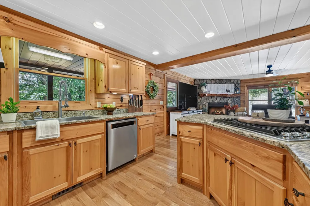 303 Major Ridge Road Blue Ridge, GA 30513