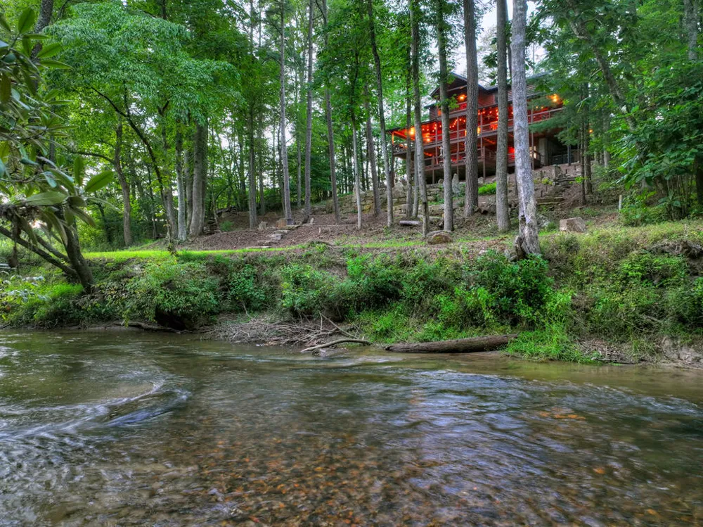 303 Major Ridge Road Blue Ridge, GA 30513