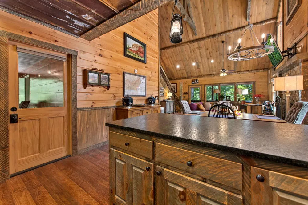 60 Oasis Drive Blue Ridge, GA 30513