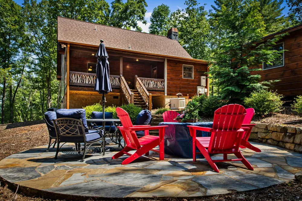 60 Oasis Drive Blue Ridge, GA 30513