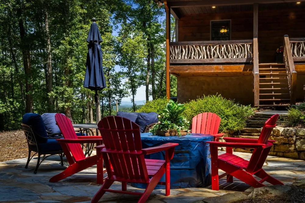 60 Oasis Drive Blue Ridge, GA 30513