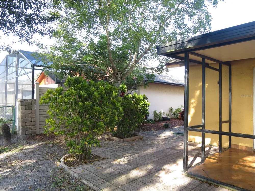 3115 SMOKE SIGNAL CIRCLE Kissimmee, FL 34746