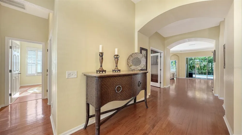 5308 52ND AVENUE W Bradenton, FL 34210