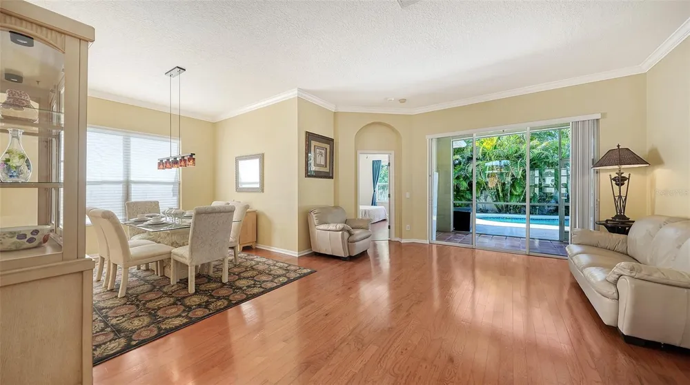 5308 52ND AVENUE W Bradenton, FL 34210