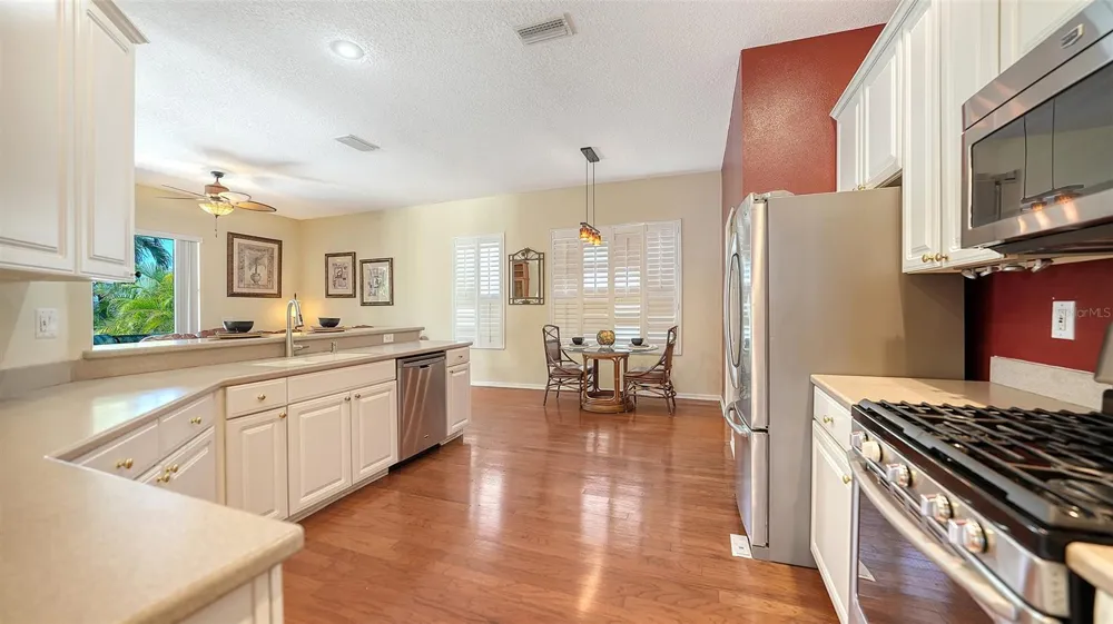 5308 52ND AVENUE W Bradenton, FL 34210