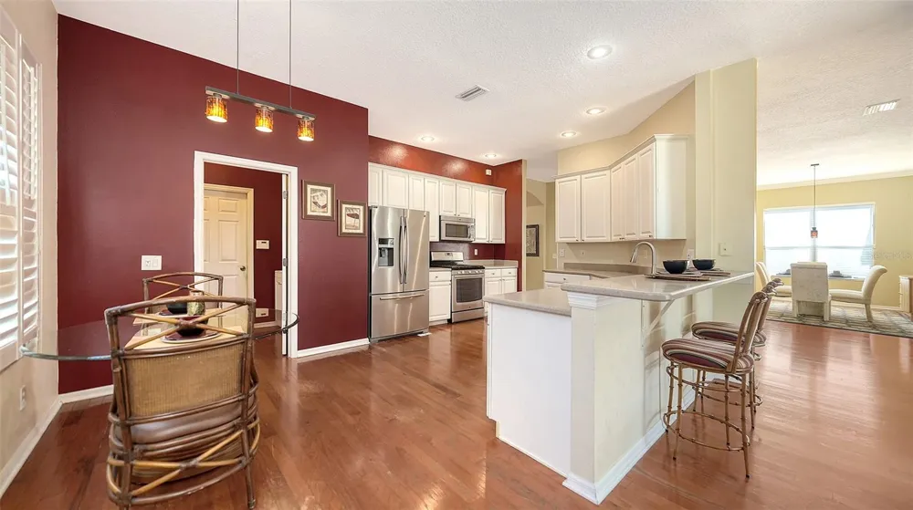 5308 52ND AVENUE W Bradenton, FL 34210