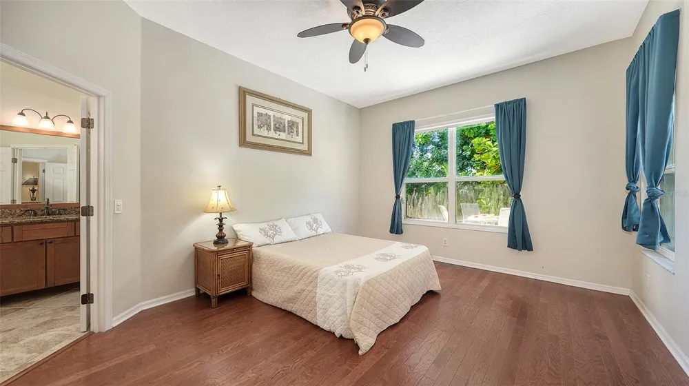 5308 52ND AVENUE W Bradenton, FL 34210