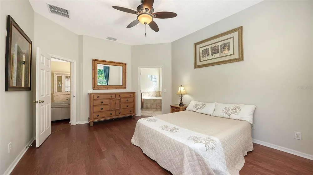 5308 52ND AVENUE W Bradenton, FL 34210