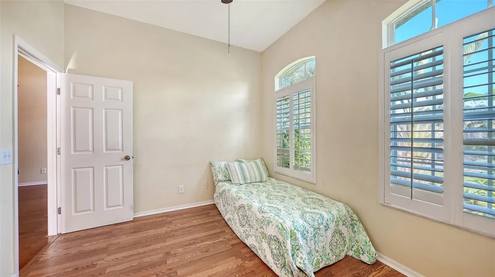 5308 52ND AVENUE W Bradenton, FL 34210