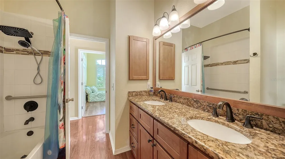 5308 52ND AVENUE W Bradenton, FL 34210