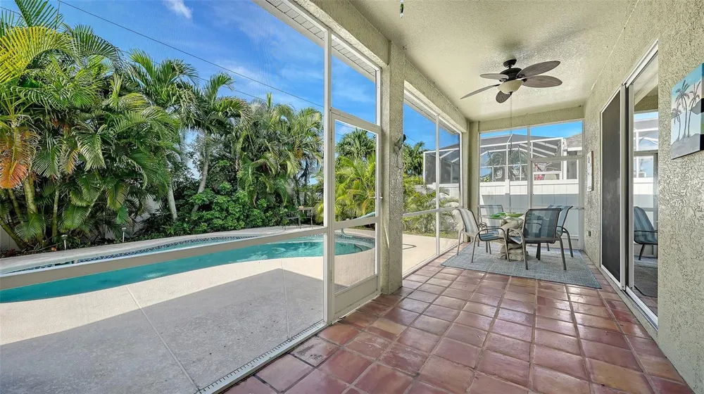 5308 52ND AVENUE W Bradenton, FL 34210
