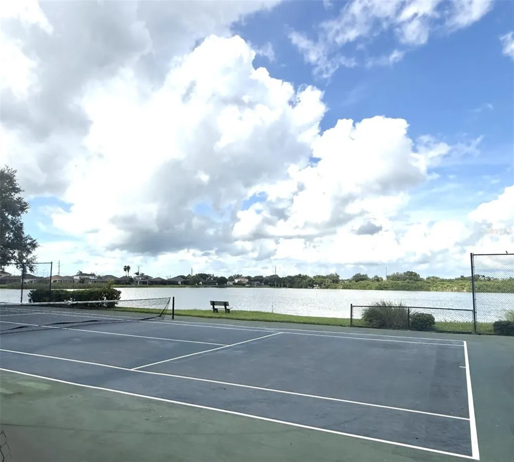 5308 52ND AVENUE W Bradenton, FL 34210