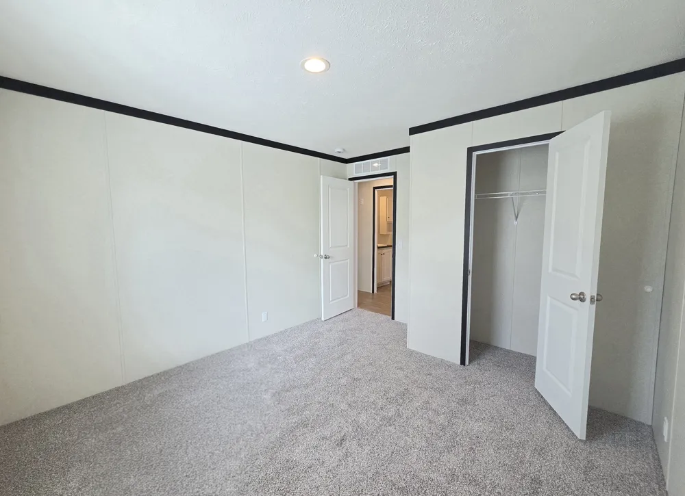 265 Spruce Highland, MI 48357