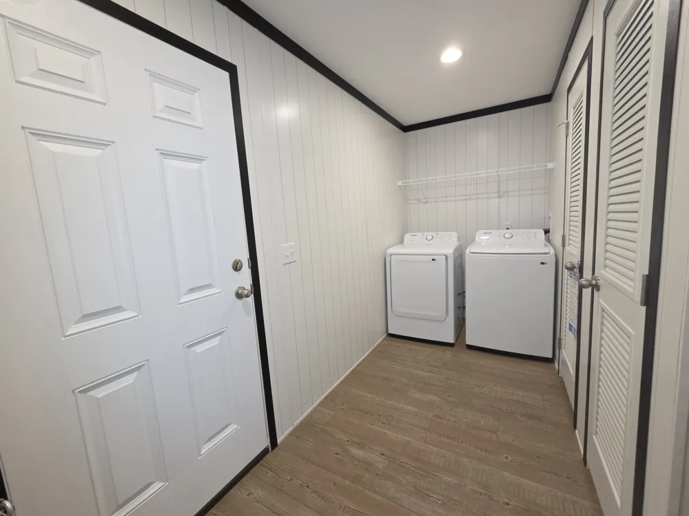 265 Spruce Highland, MI 48357