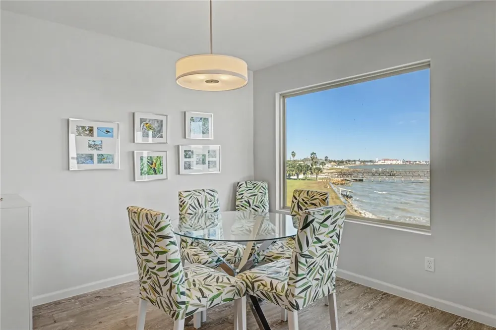 620 S Fulton Beach #705 Rockport, TX 78382