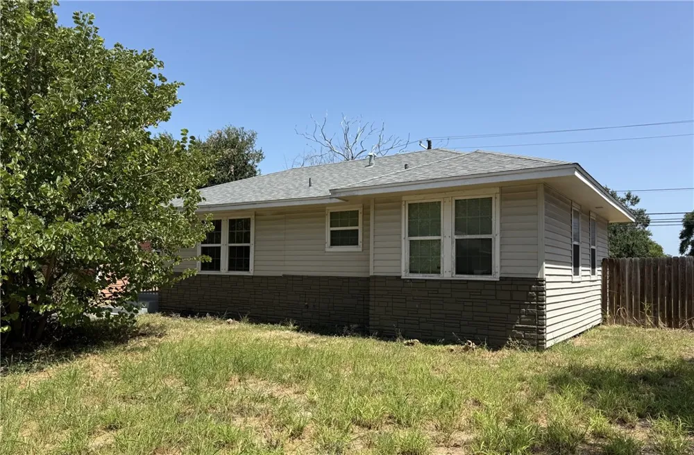 4214 Markins Drive Corpus Christi, TX 78411