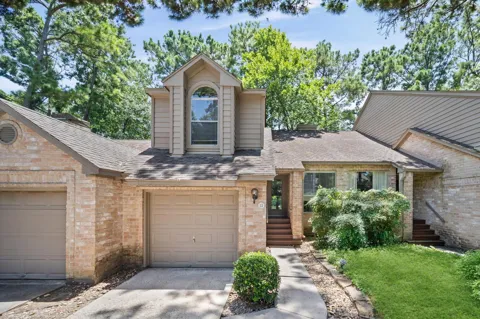 13 Lakeridge Drive