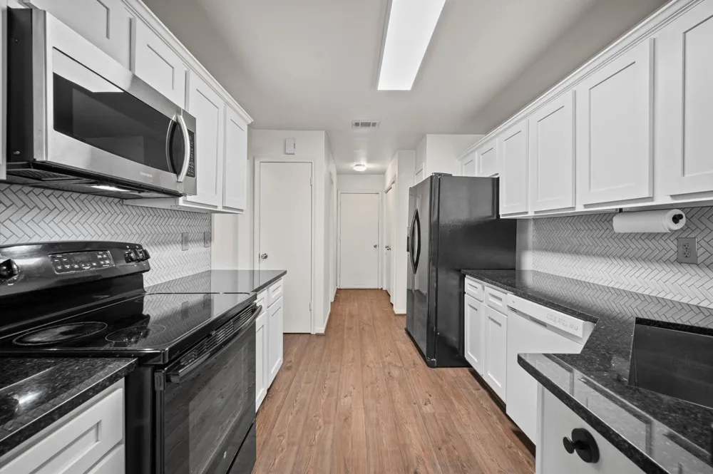 13 Lakeridge Drive Spring, TX 77381