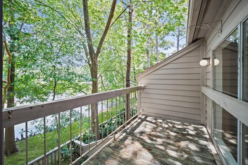 13 Lakeridge Drive Spring, TX 77381