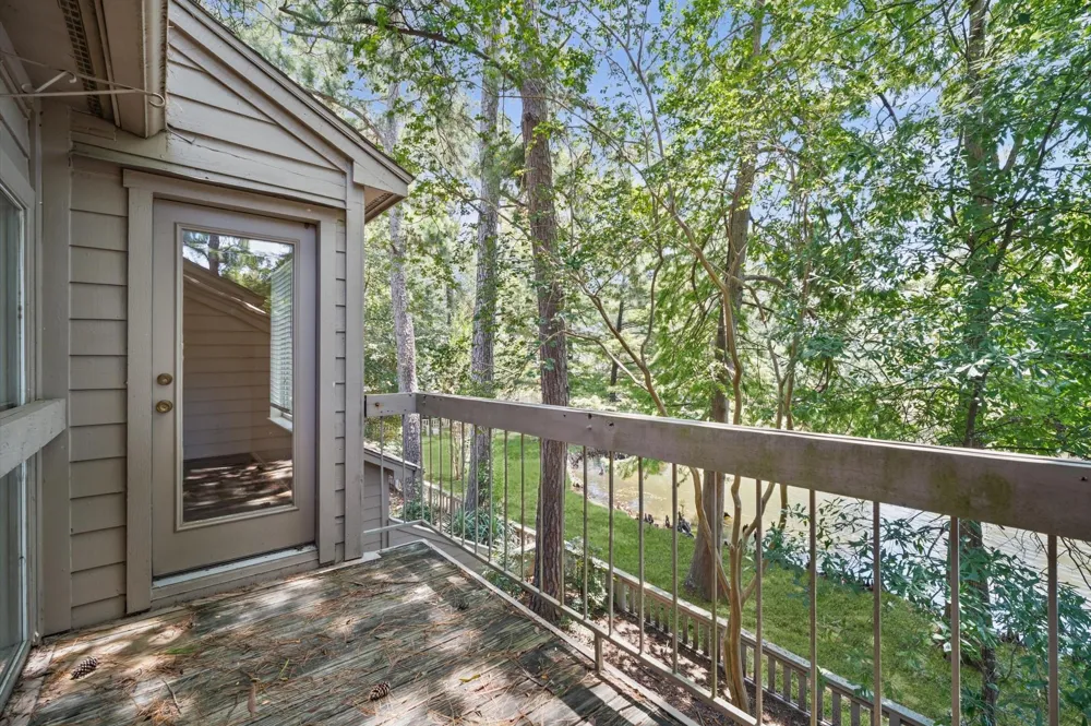 13 Lakeridge Drive Spring, TX 77381