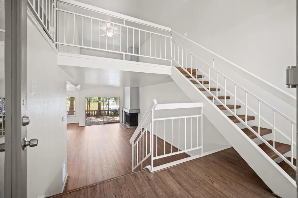 13 Lakeridge Drive Spring, TX 77381
