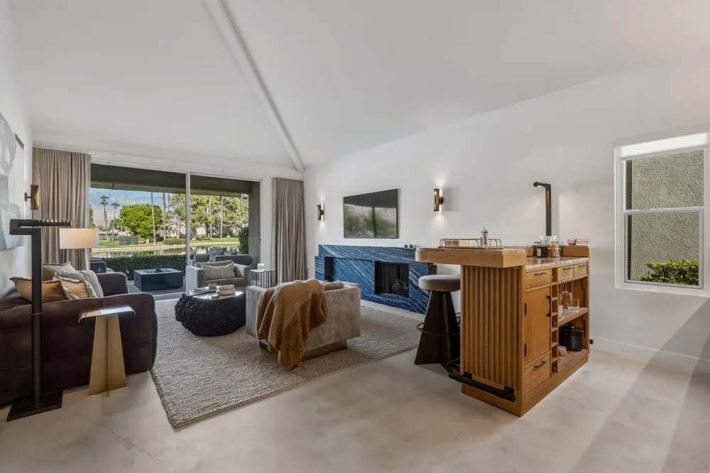 149 Lakeshore Drive Rancho Mirage, CA 92270