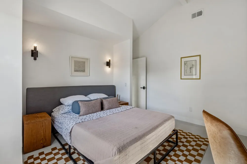 149 Lakeshore Drive Rancho Mirage, CA 92270