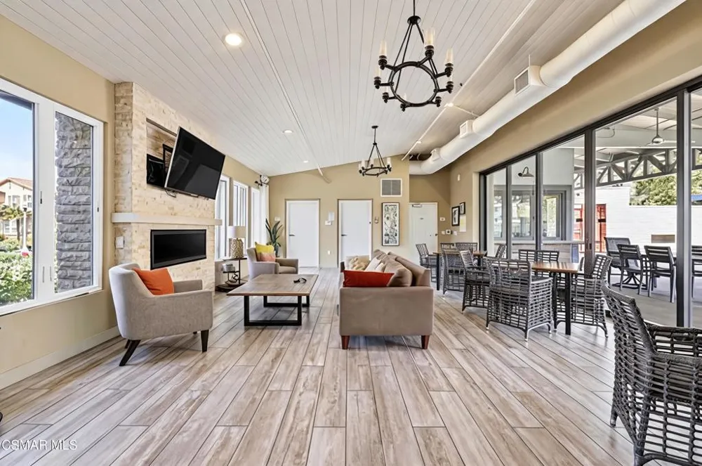27470 Poppy Court Saugus, CA 91350