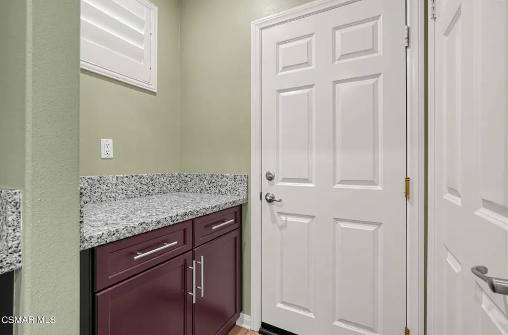 27470 Poppy Court Saugus, CA 91350
