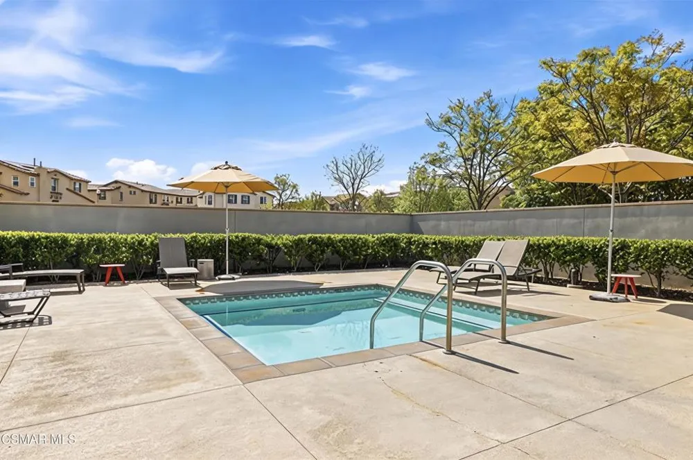 27470 Poppy Court Saugus, CA 91350