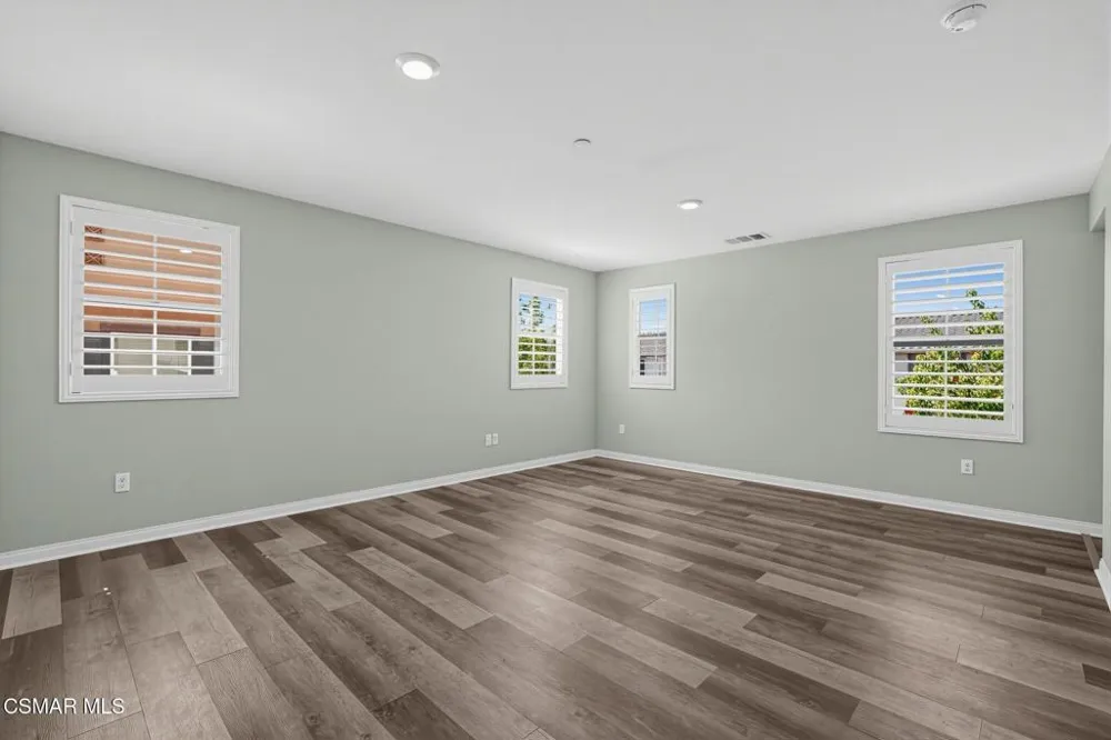 27470 Poppy Court Saugus, CA 91350