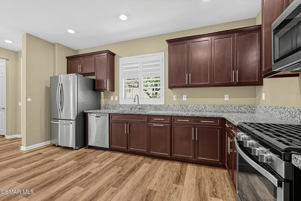 27470 Poppy Court Saugus, CA 91350