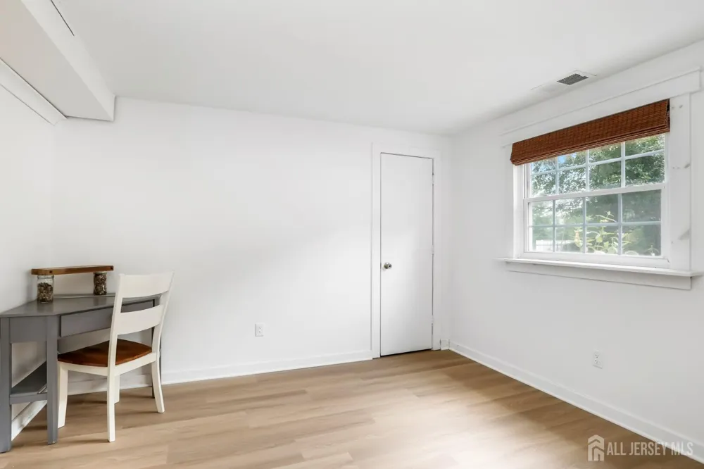 35 westbrook Road Howell, NJ 07731