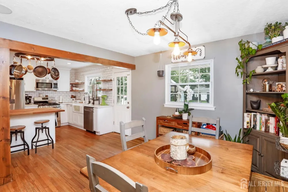 35 westbrook Road Howell, NJ 07731