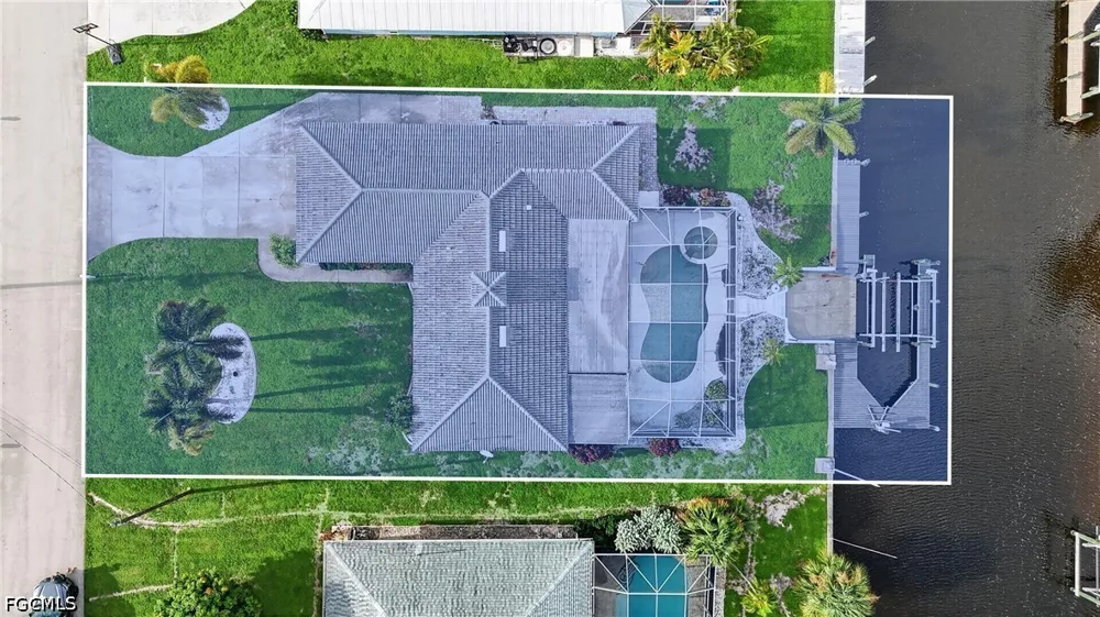 Del Monte Court Cape Coral, FL 33904