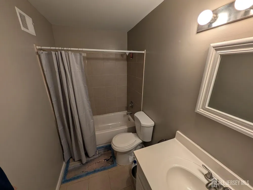 51 Deerberry Lane South Brunswick, NJ 08852