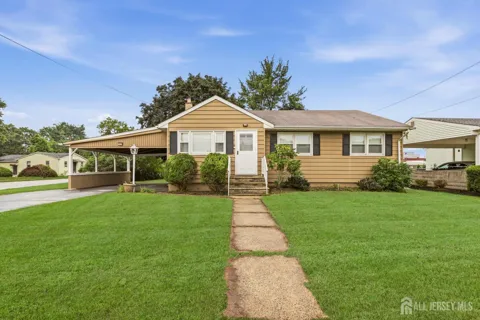 320 Suttons Lane