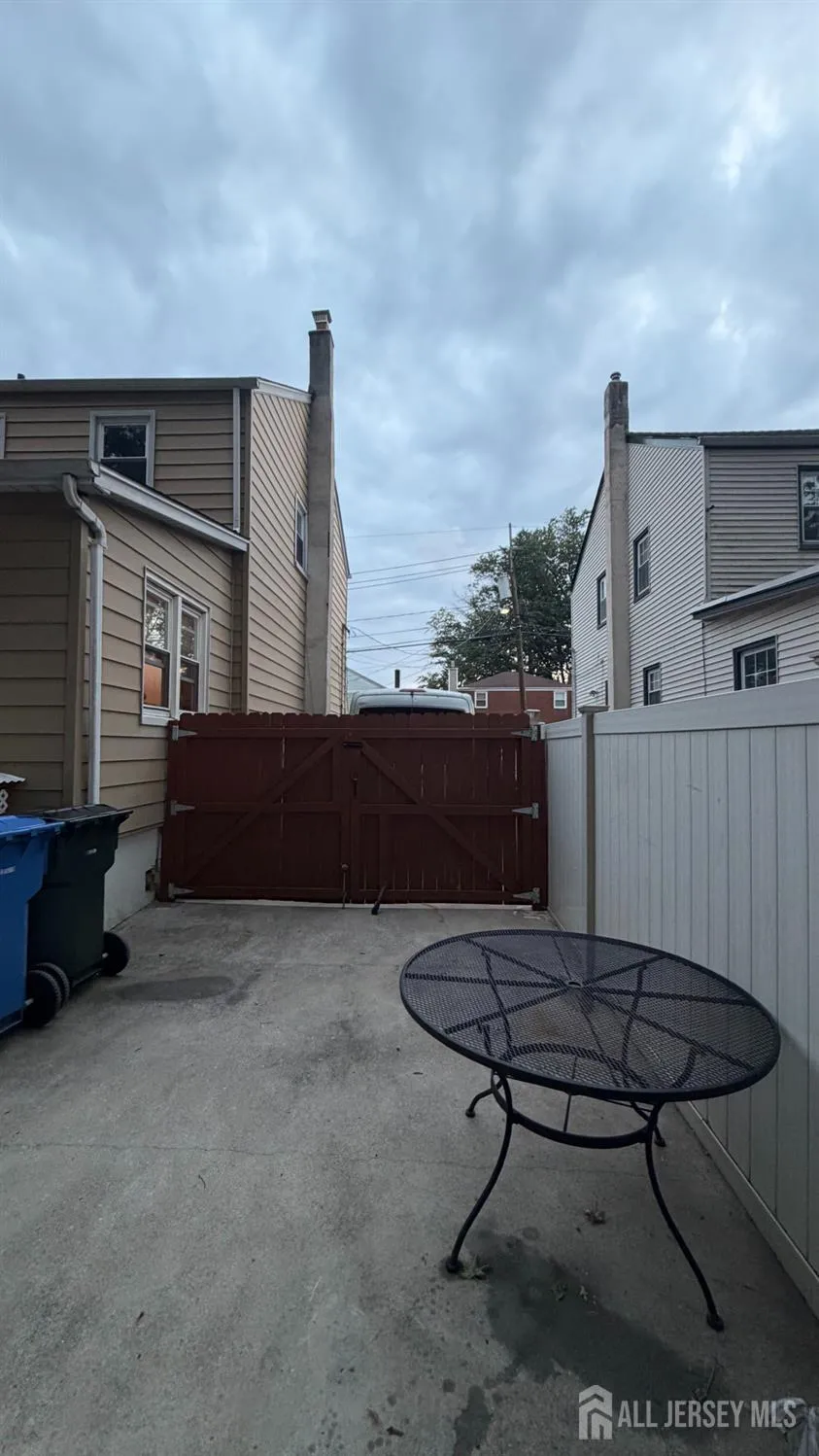 452 Crows Mill Road Fords, NJ 08863