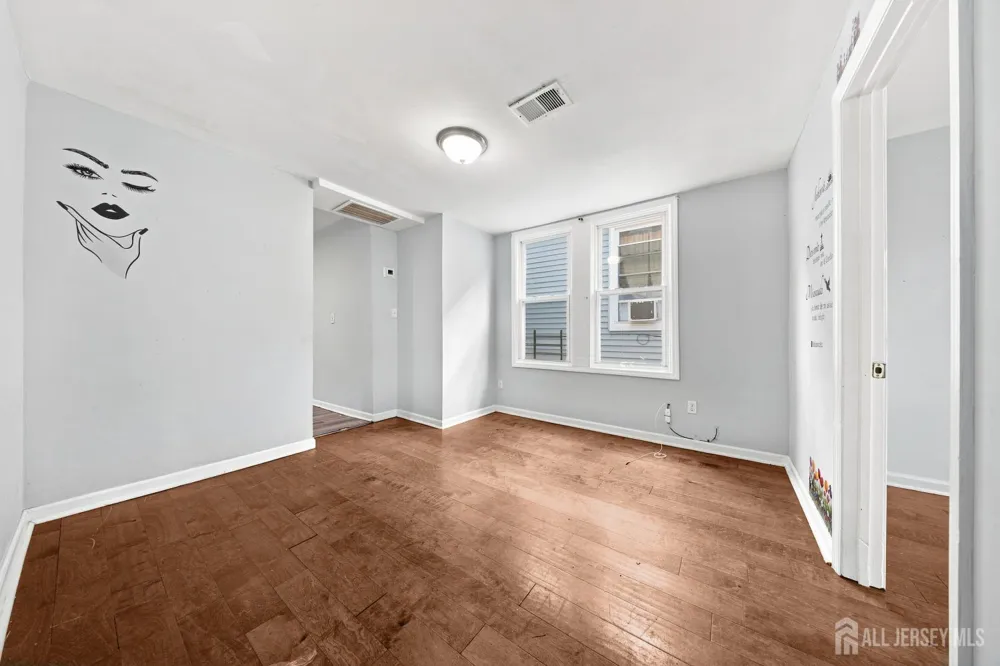 133 Smith Street #2 Elizabeth, NJ 07201