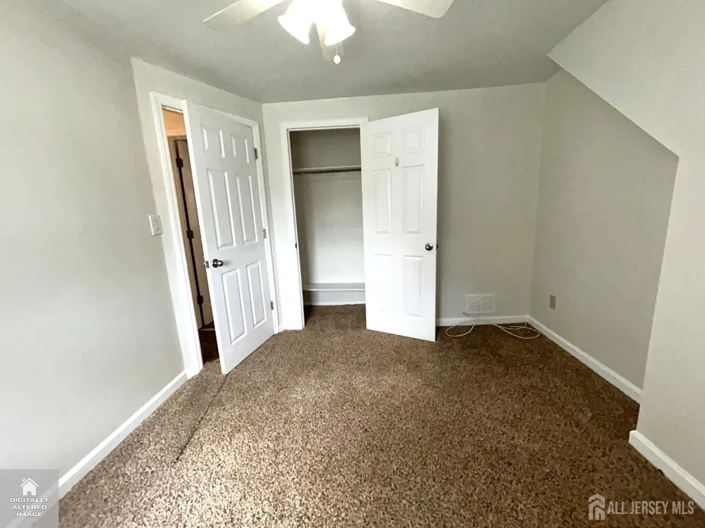 90 Harrigan Street Edison, NJ 08817