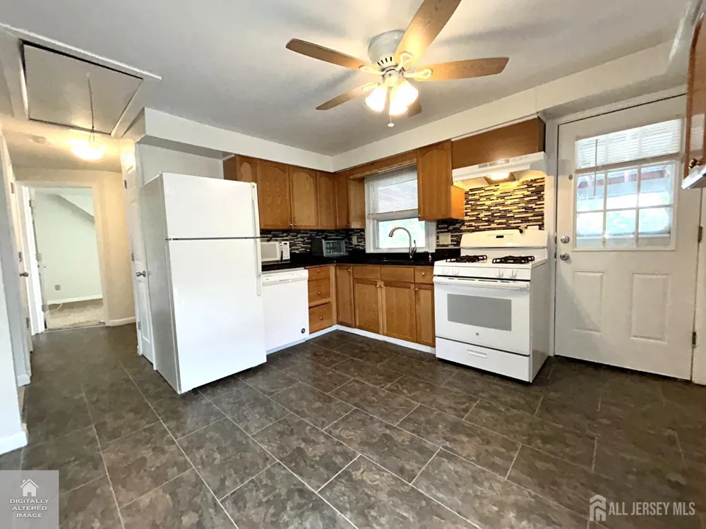 90 Harrigan Street Edison, NJ 08817