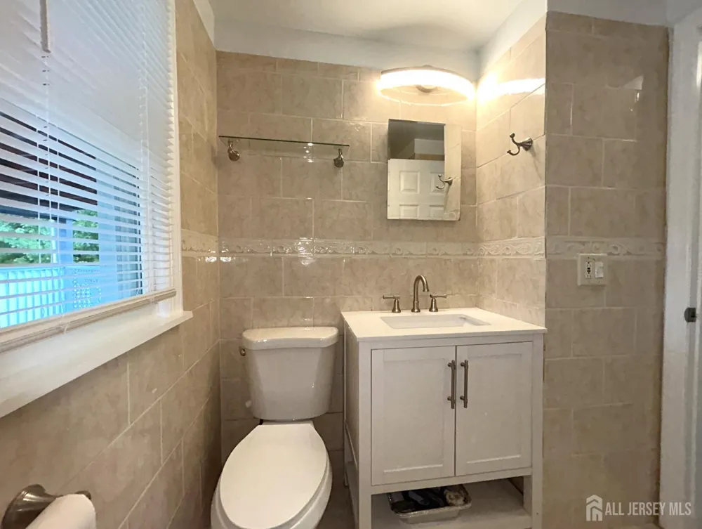 90 Harrigan Street Edison, NJ 08817
