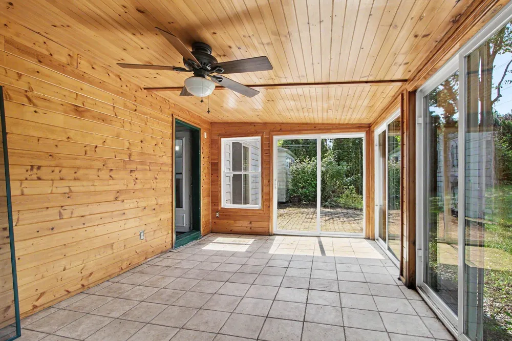 9 Edison Avenue Ypsilanti, MI 48197