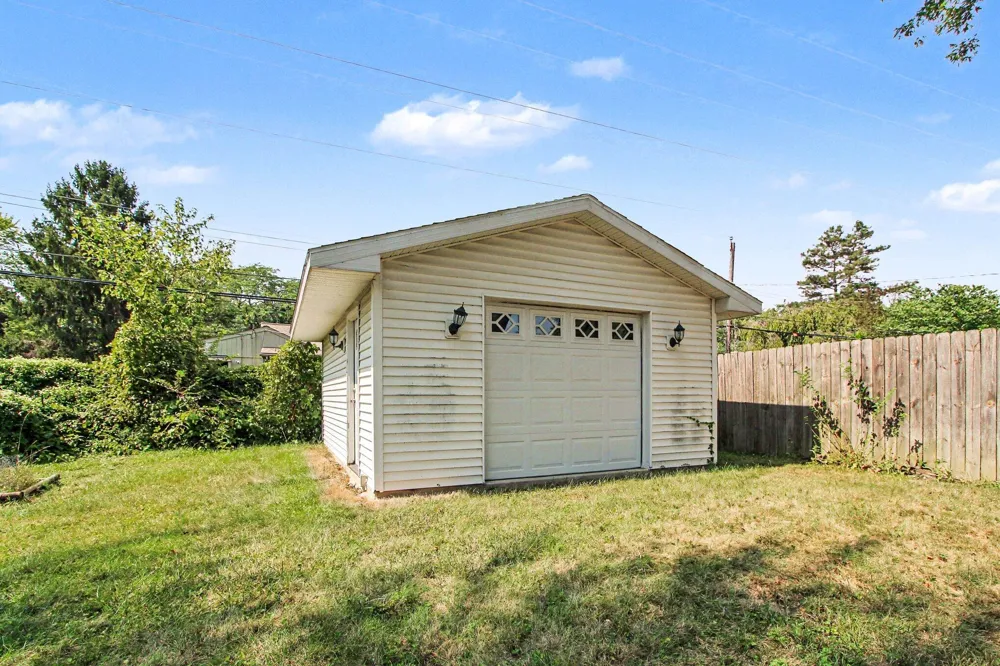 9 Edison Avenue Ypsilanti, MI 48197
