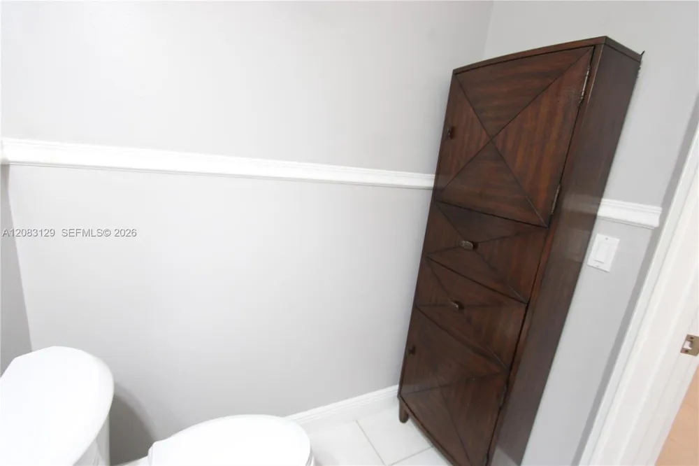 15495 Miami Lakeway N #104-4 Miami Lakes, FL 33014