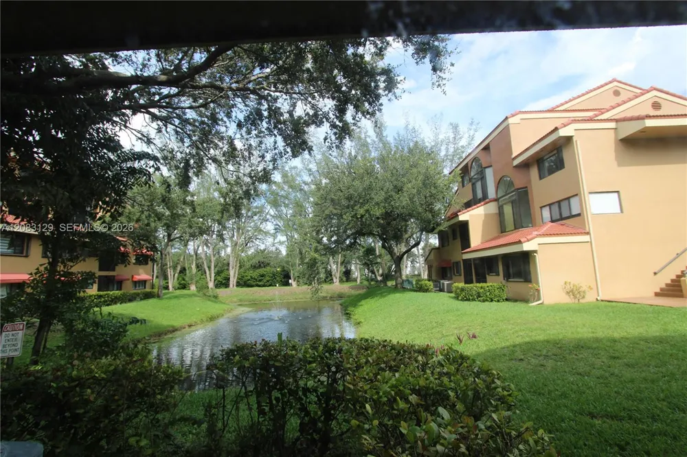 15495 Miami Lakeway N #104-4 Miami Lakes, FL 33014