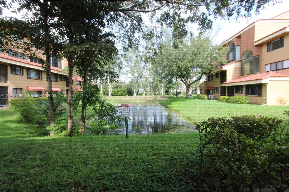 15495 Miami Lakeway N #104-4 Miami Lakes, FL 33014