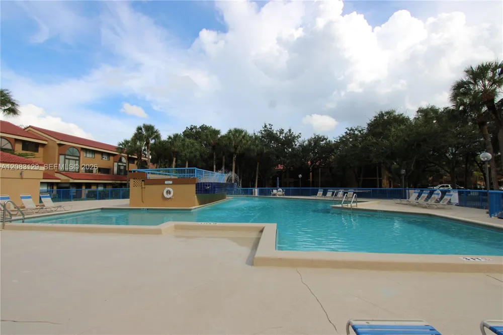 15495 Miami Lakeway N #104-4 Miami Lakes, FL 33014