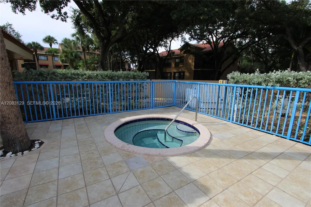 15495 Miami Lakeway N #104-4 Miami Lakes, FL 33014