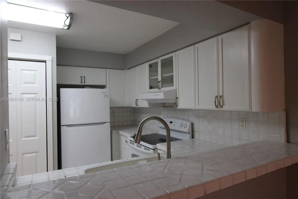 15495 Miami Lakeway N #104-4 Miami Lakes, FL 33014